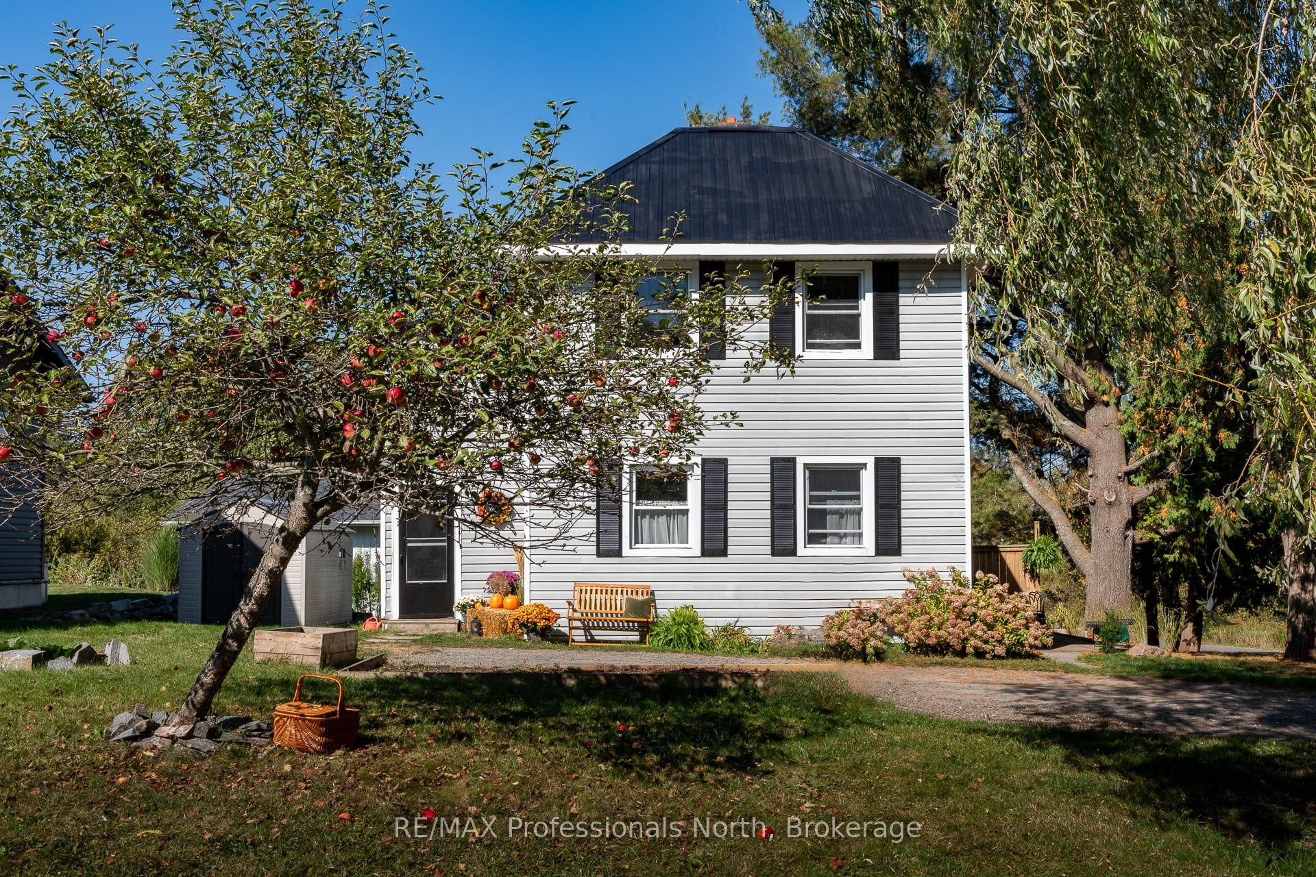 26 KITCHEN Road S — photo 1