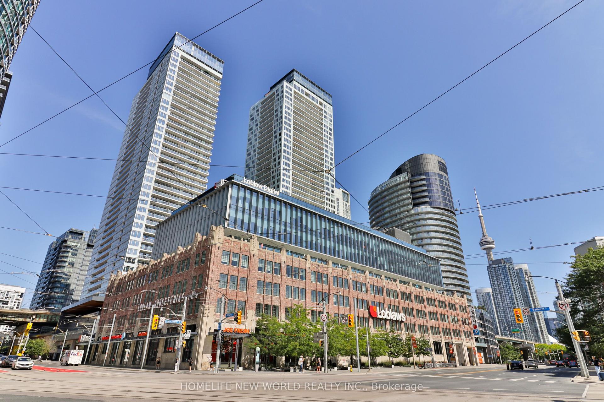 17 Bathurst Street 812 #812, Toronto — Condo for sale, photo 1