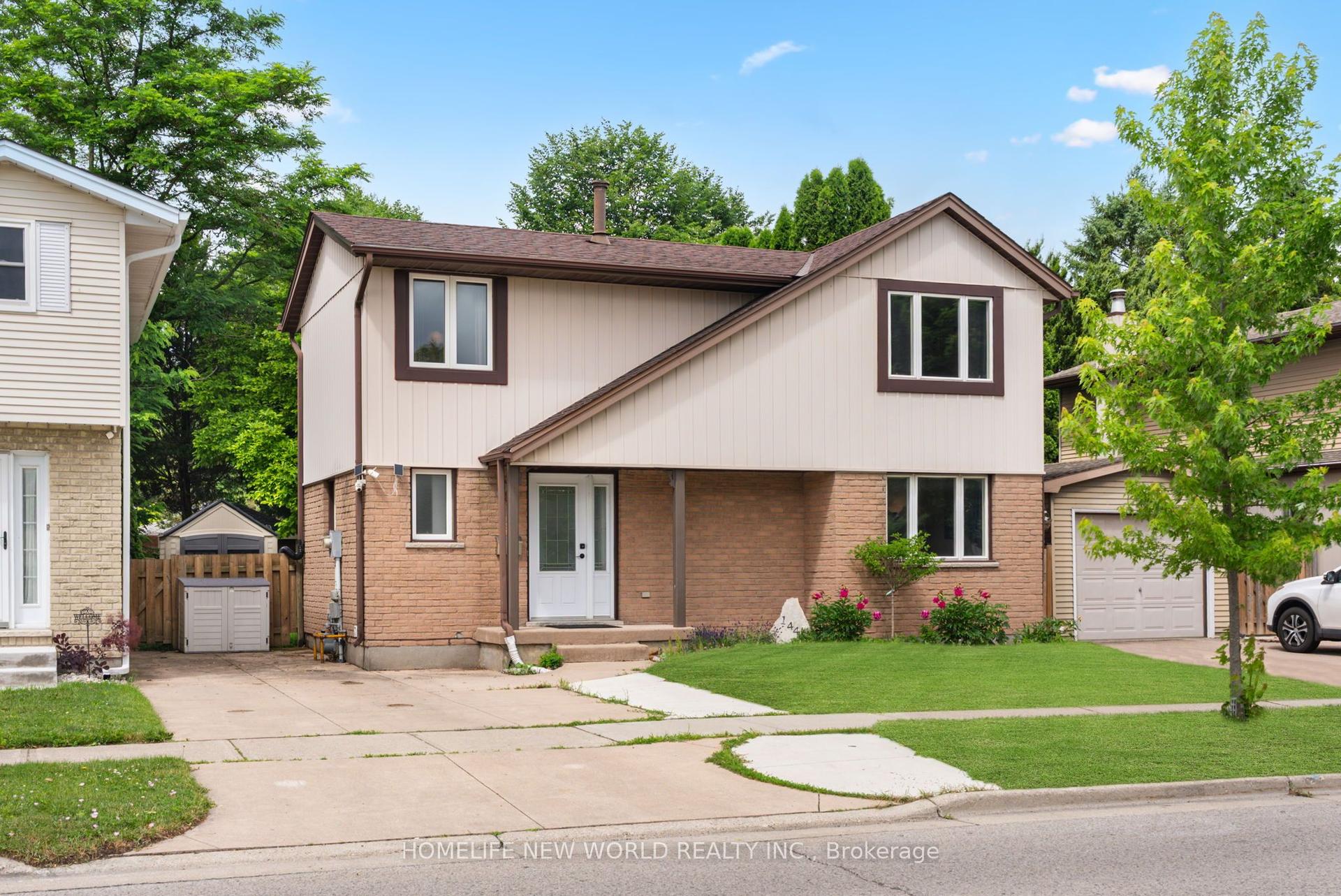 1445 ALDERSBROOK Road — photo 1