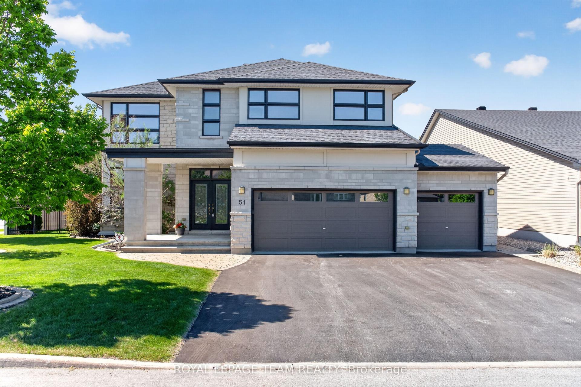 51 Bridle Crest Court — photo 1
