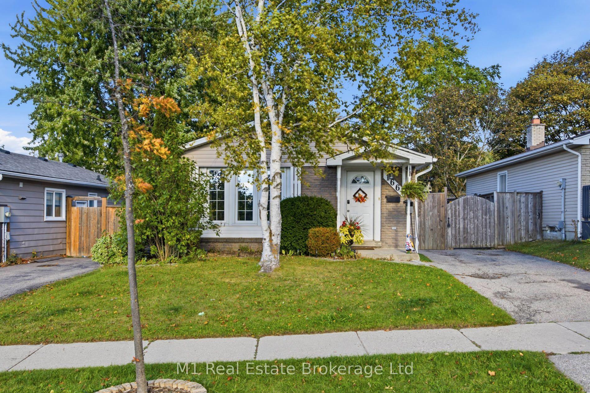 166 Natchez Road, Kitchener — Detached for sale, photo 1
