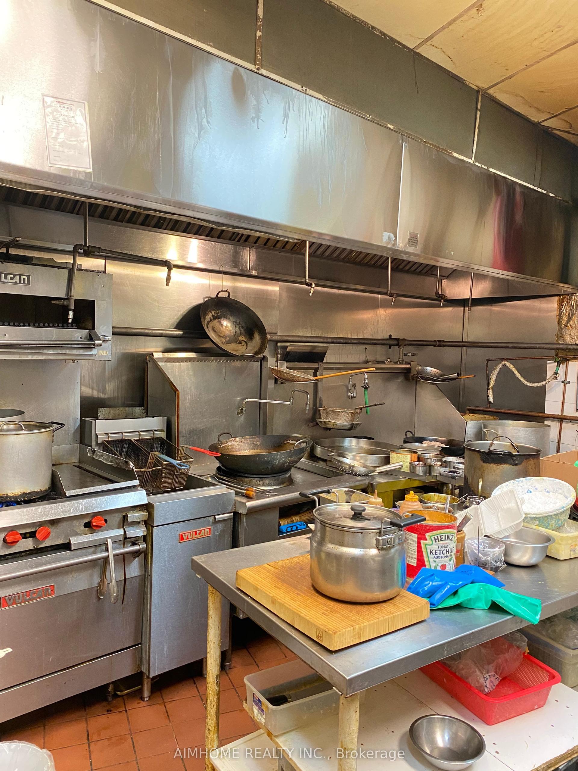 8 Glen Watford Drive F10-F11 #F10-F11 — photo 1