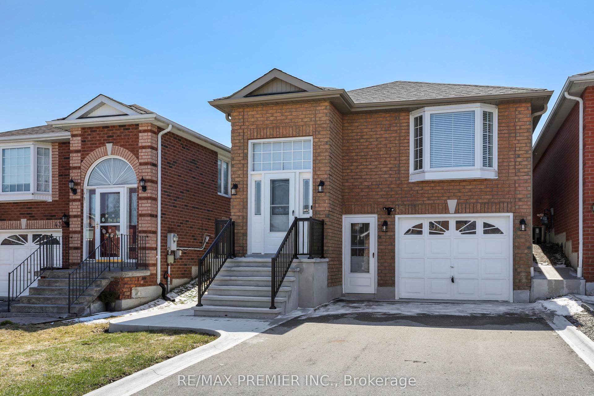45 Roughley Street Upper #Upper — photo 1