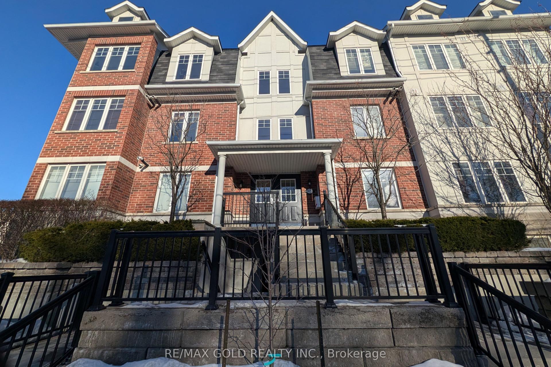 671A Warden Avenue 26 #26 — photo 1