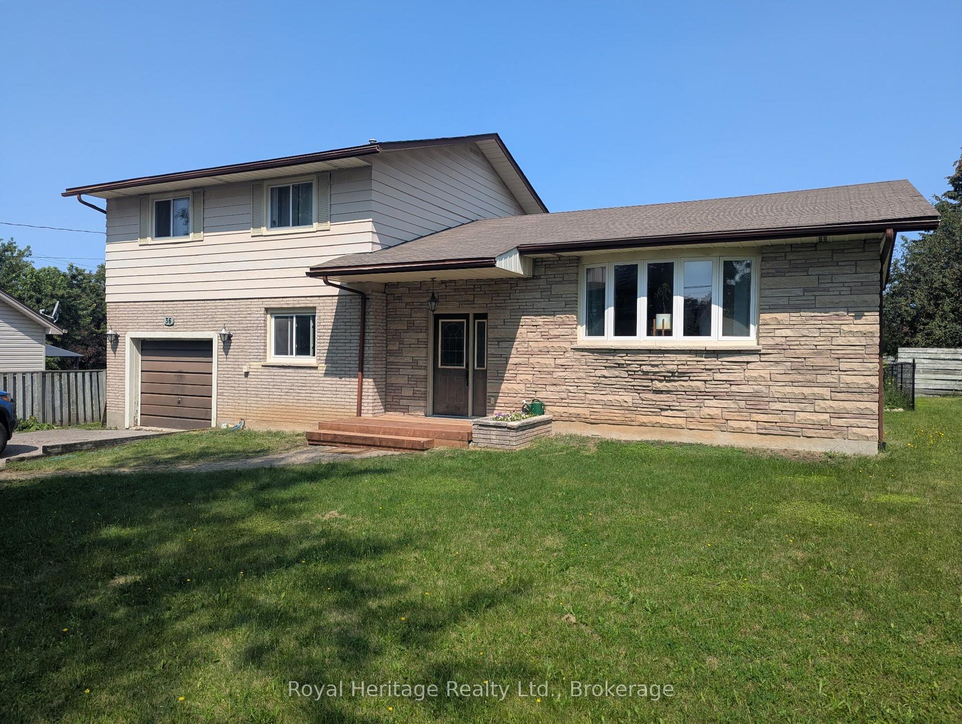 36 RIVERVIEW Road, Kawartha Lakes — Detached for sale, photo 1