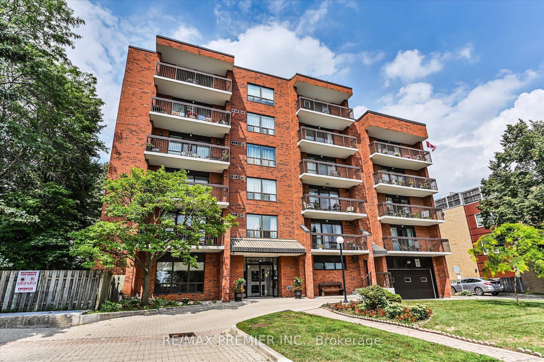 3734 St Clair Avenue E 403 #403, Toronto — Condo for lease, photo 1
