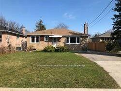 21 Cartier Crescent Main #Main — photo 1