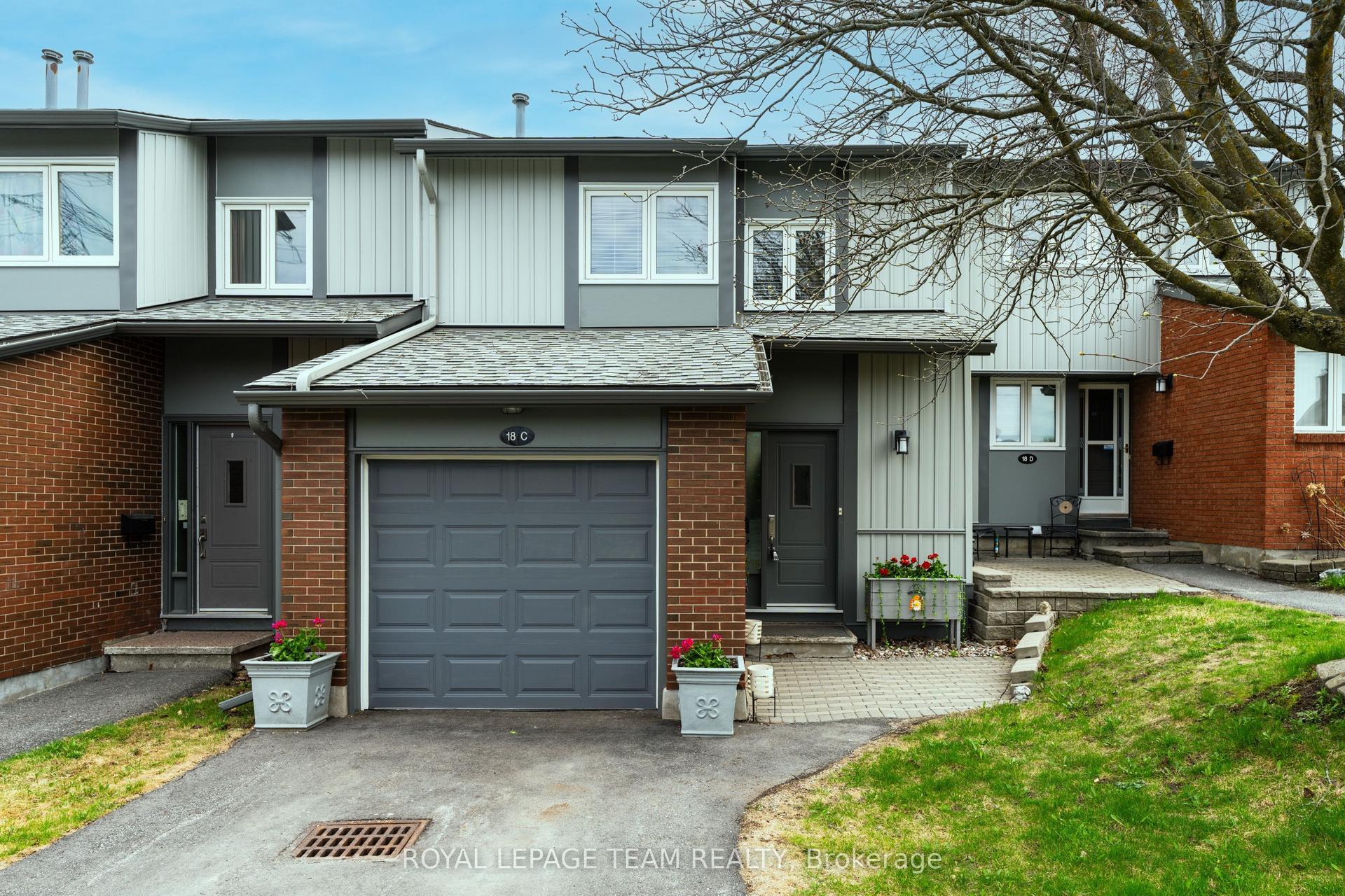 18 Benlea Drive C #C — photo 1