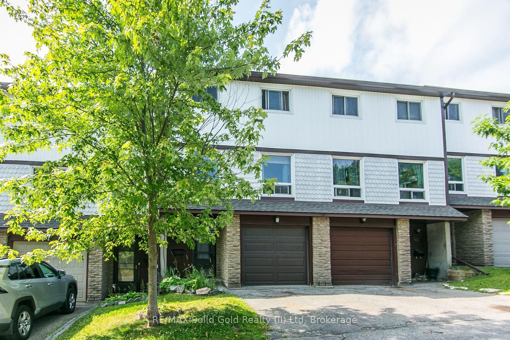 80 Old Country Drive 41 #41, Kitchener — Condo Town for sale, photo 1