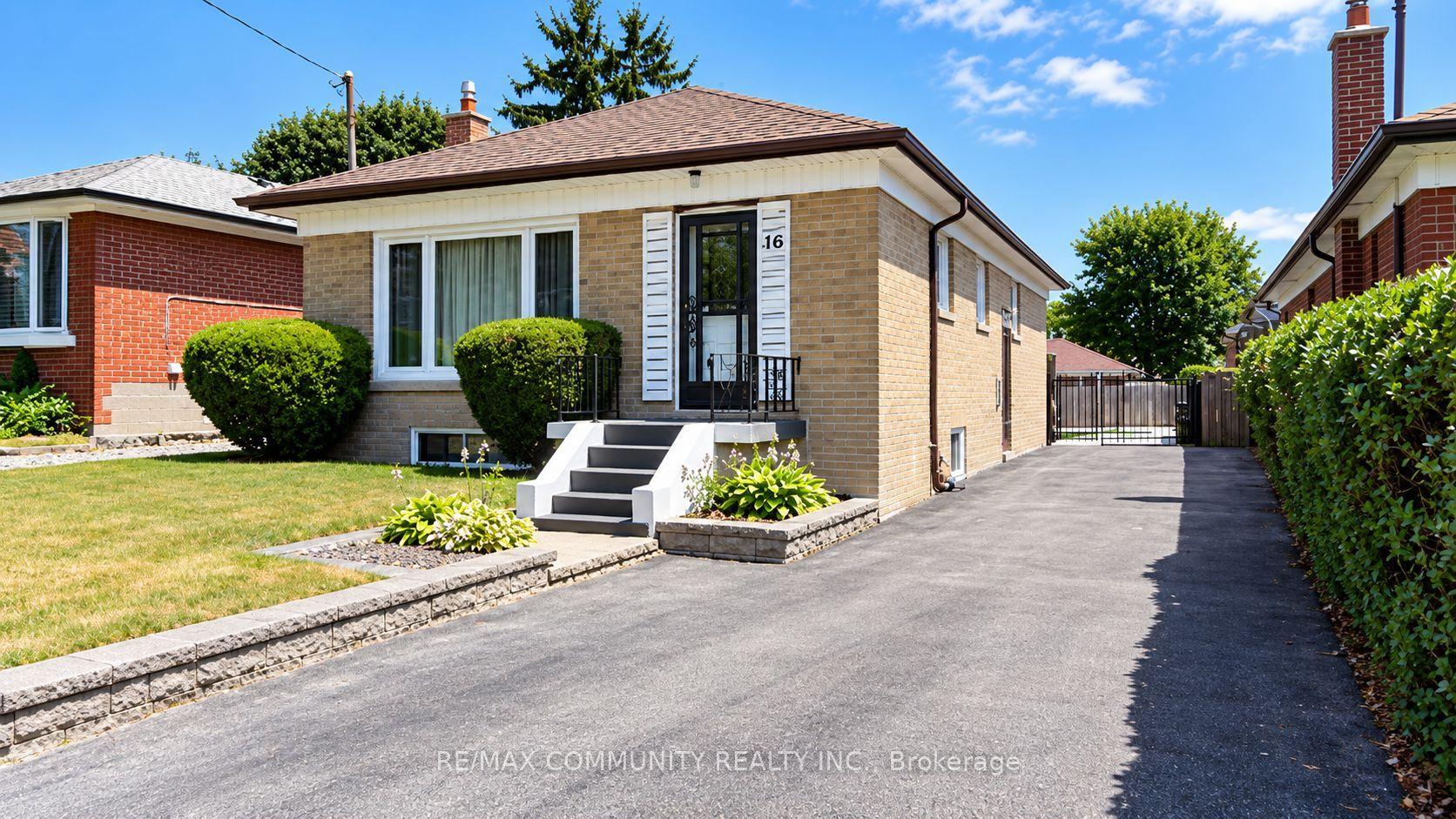 75 Kootenay Crescent, Toronto — Detached for lease, photo 1
