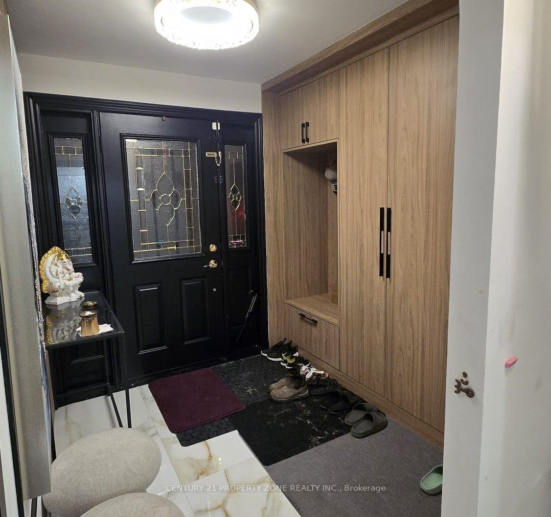 91 Avondale Boulevard, Brampton — Semi-Detached for lease, photo 1