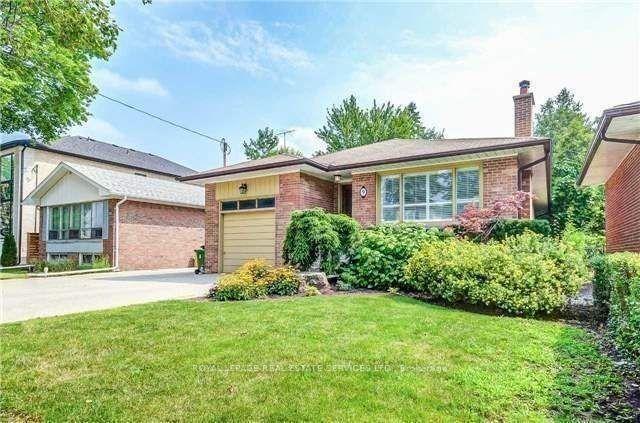 9 Stockbridge Avenue N, Toronto — Detached for lease, photo 1