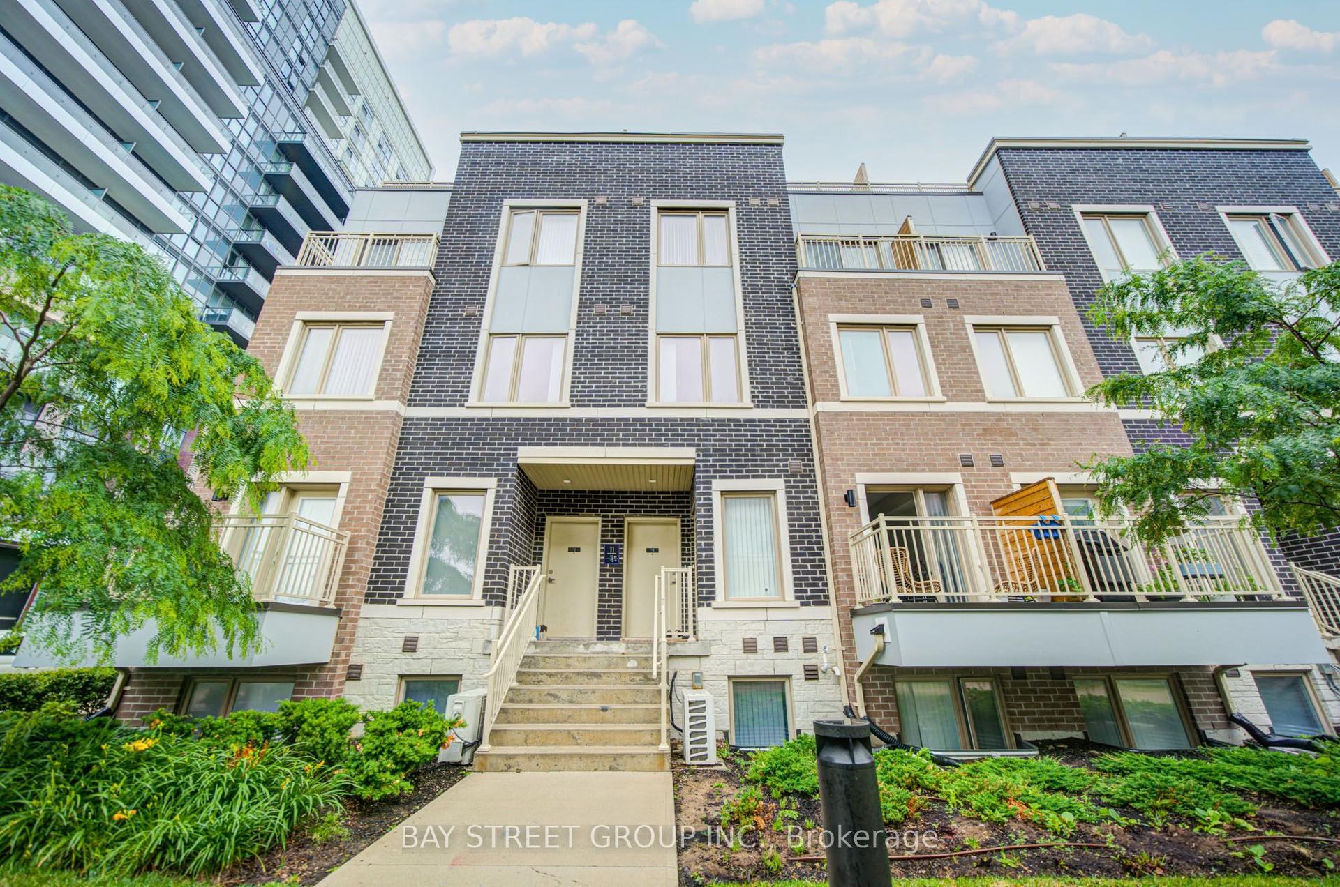 11 Honeycrisp Crescent TH3 #TH3 — photo 1