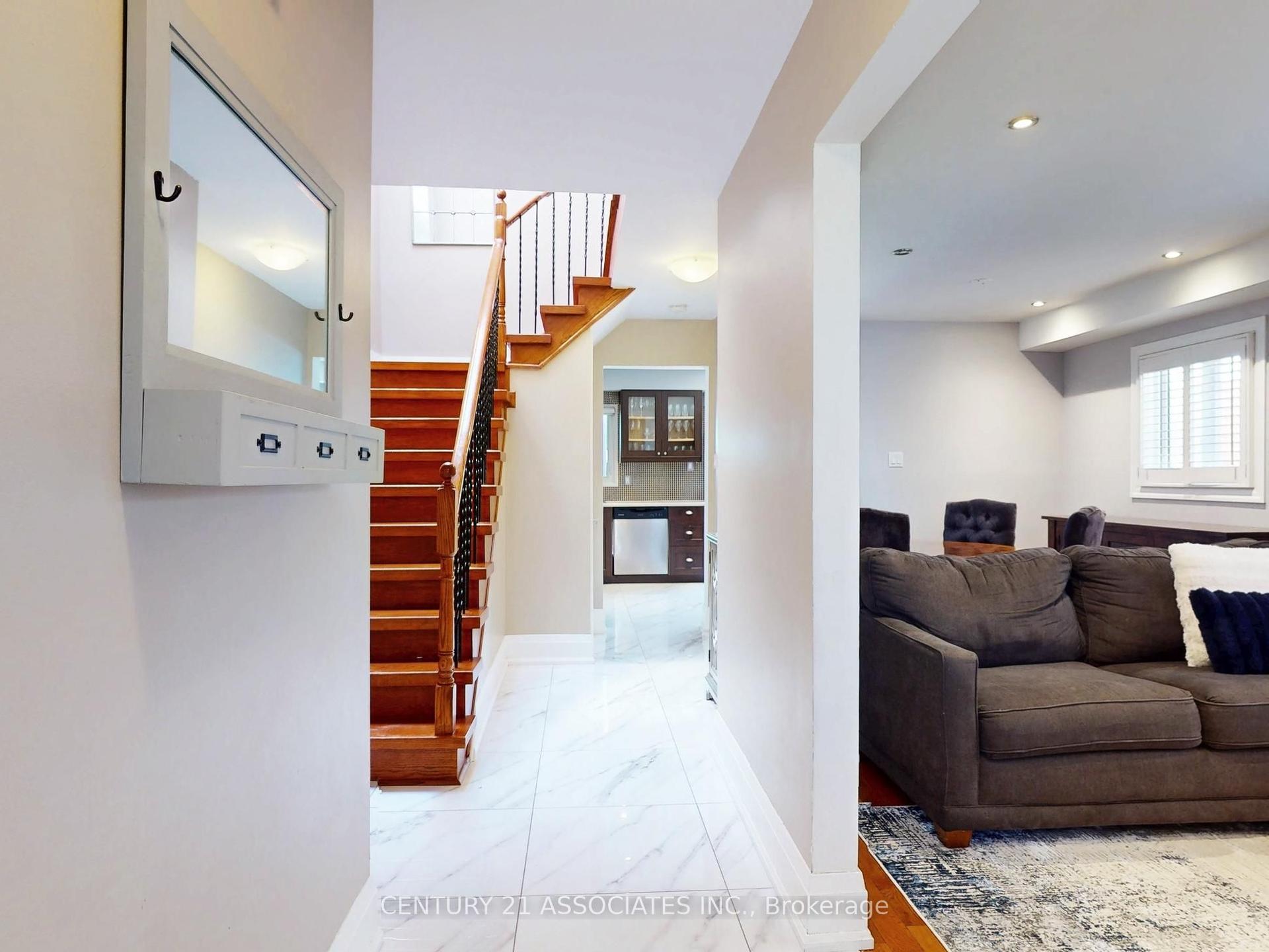 80 Stephensen Court, Brampton — Detached for sale, photo 1