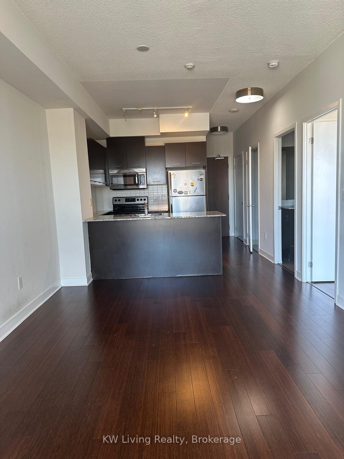 360 Square One Drive 1810 #1810, Mississauga — Condo for lease, photo 1