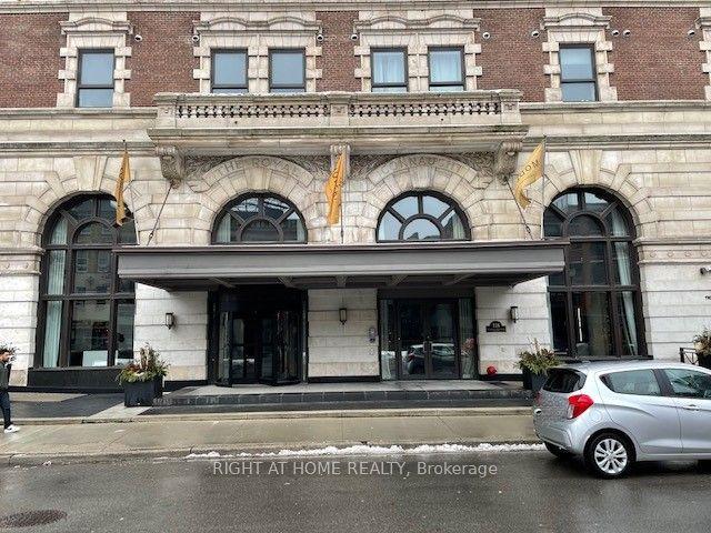 118 King Street E 1015 #1015 — photo 1