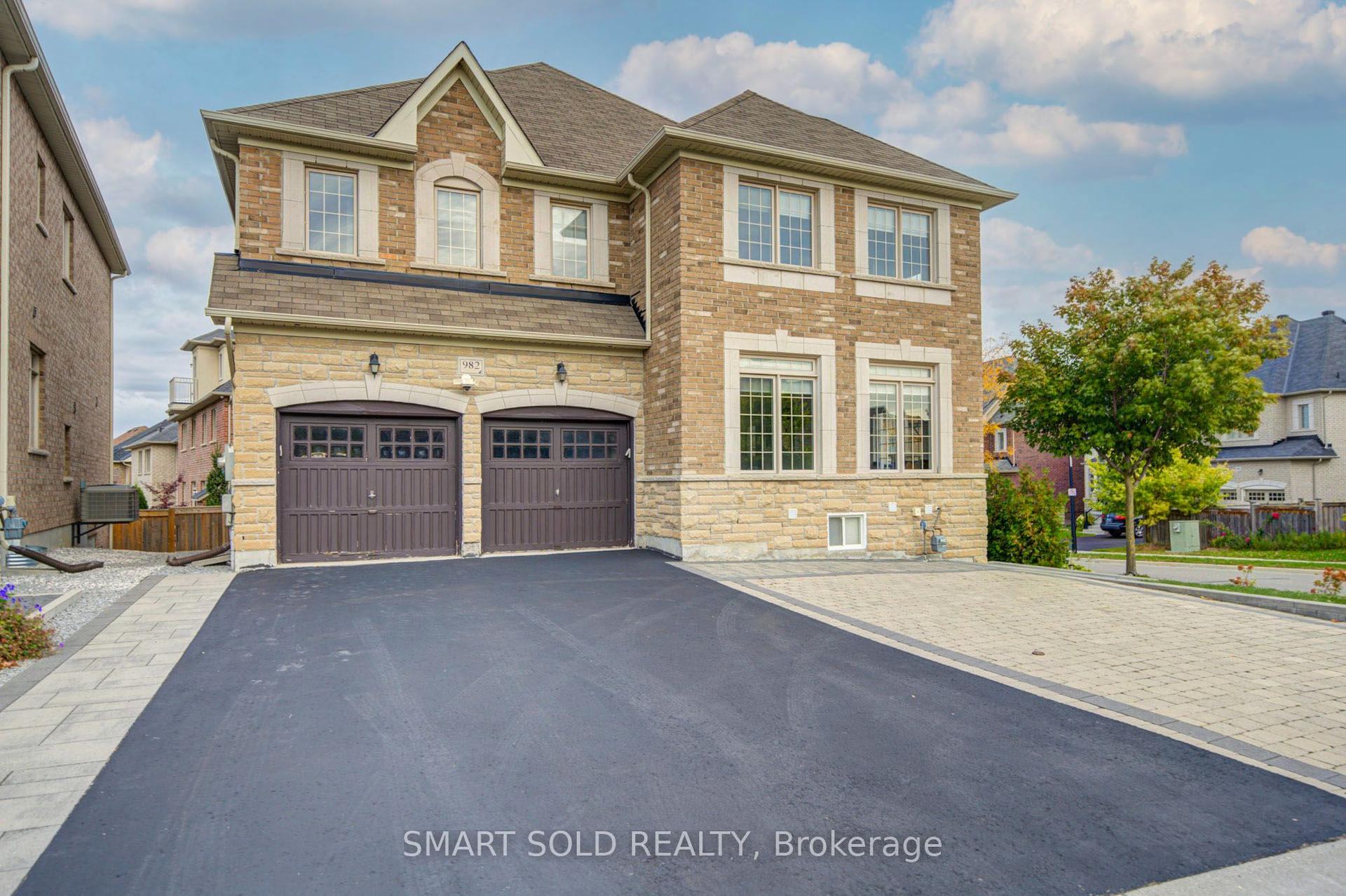 982 Wilbur Pipher Circle, Newmarket — Detached for sale, photo 1