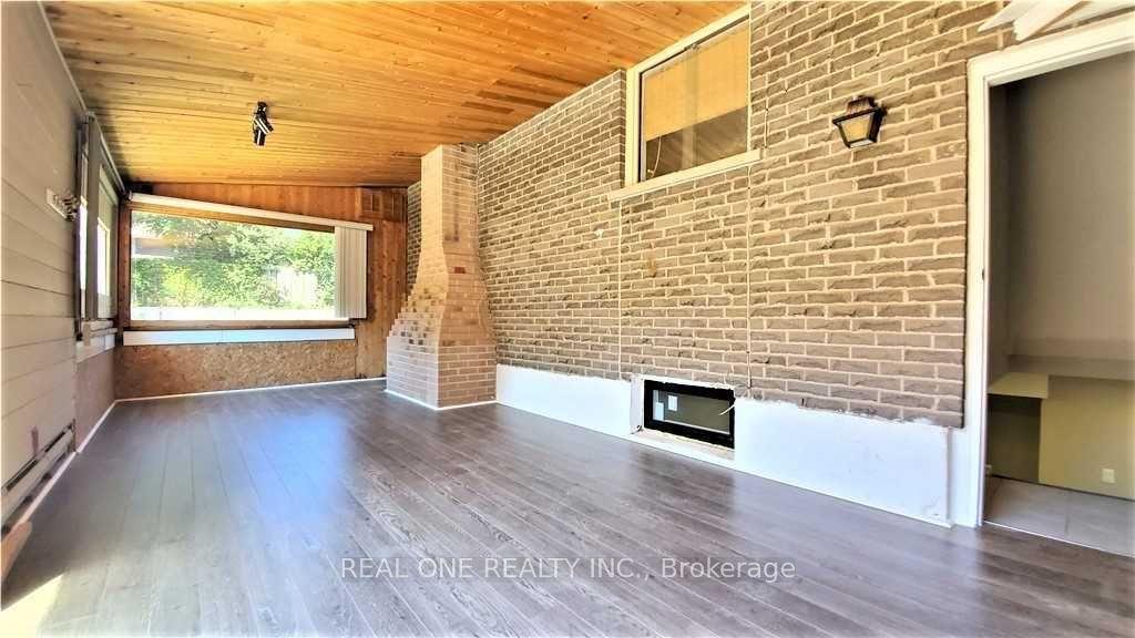 133 Mccraney Street Lower #Lower, Oakville — Detached for lease, photo 1