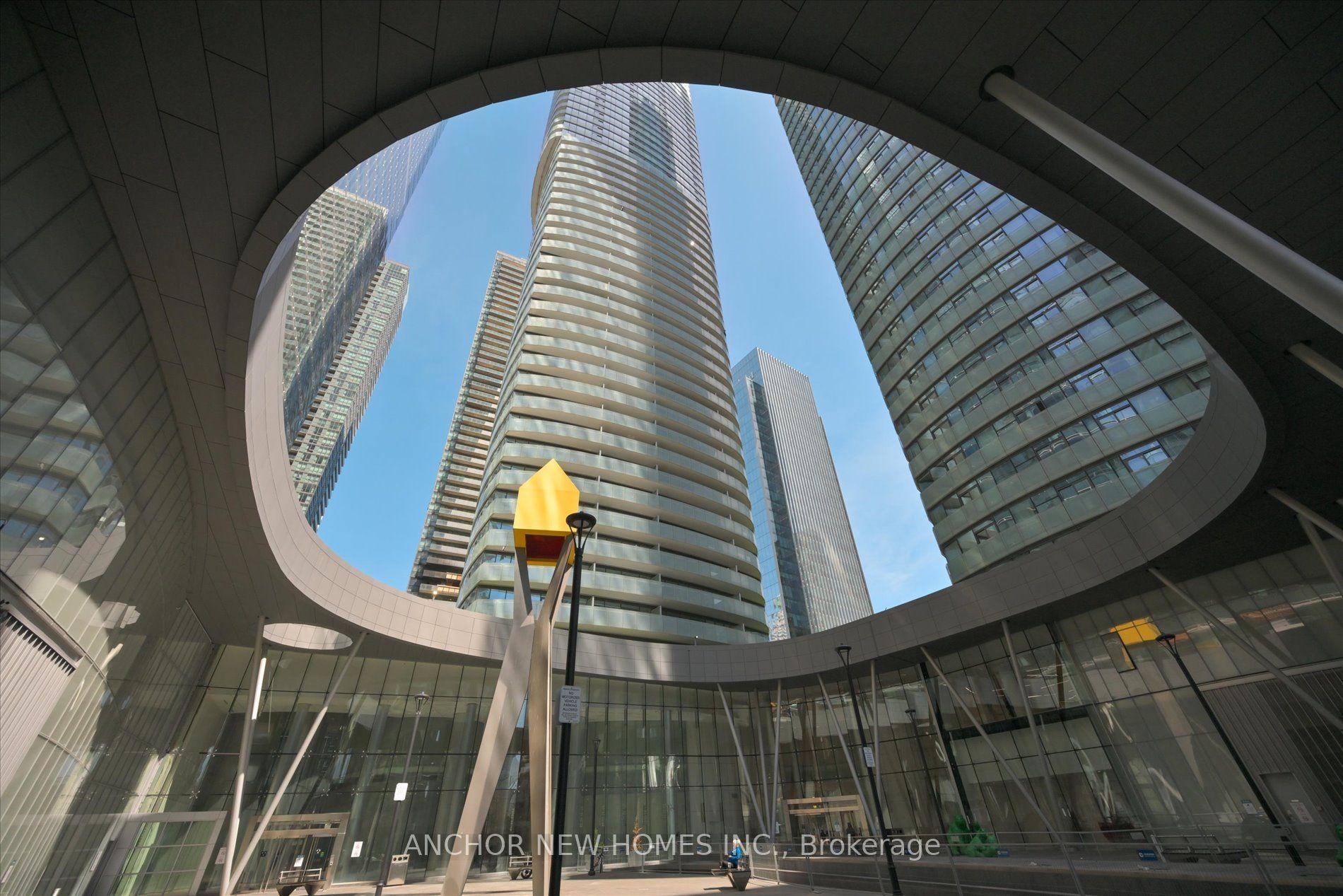 12 York Street 1703 #1703, Toronto — Condo for sale, photo 1