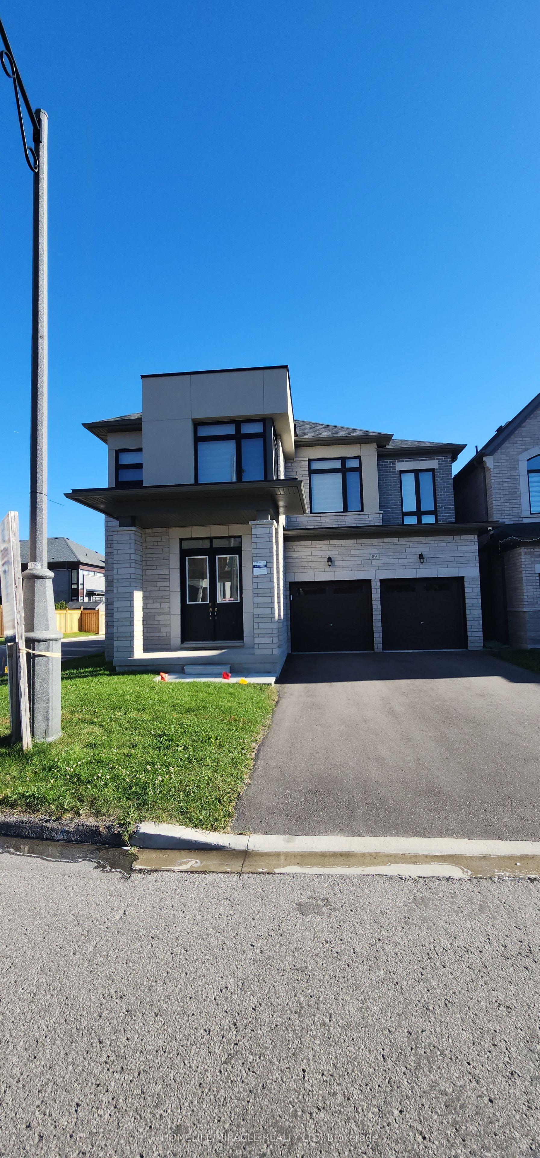 89 Halldorson Avenue, Aurora — Detached for lease, photo 1