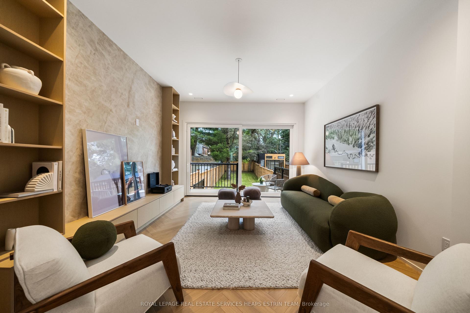 31 Taunton Road, Toronto — Detached for sale, photo 1