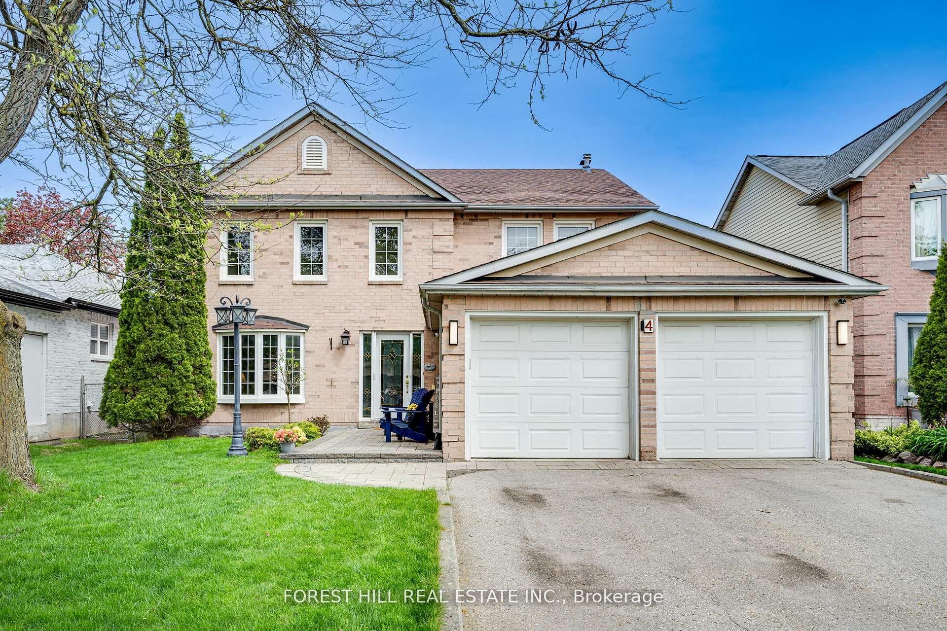 4 Milgate Place, Aurora — Detached for sale, photo 1