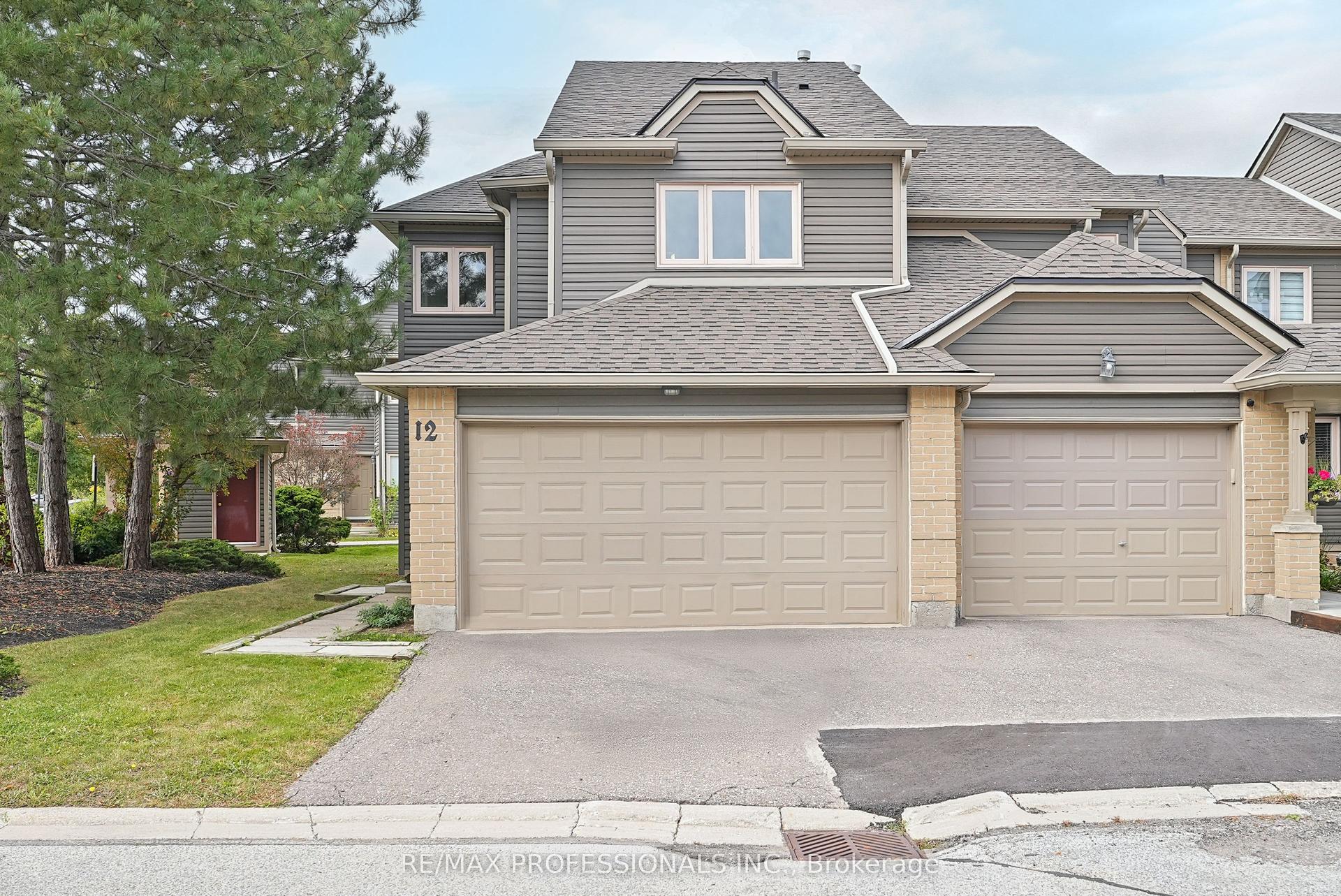 3600 Colonial Drive 12 #12, Mississauga — Condo Town for sale, photo 1