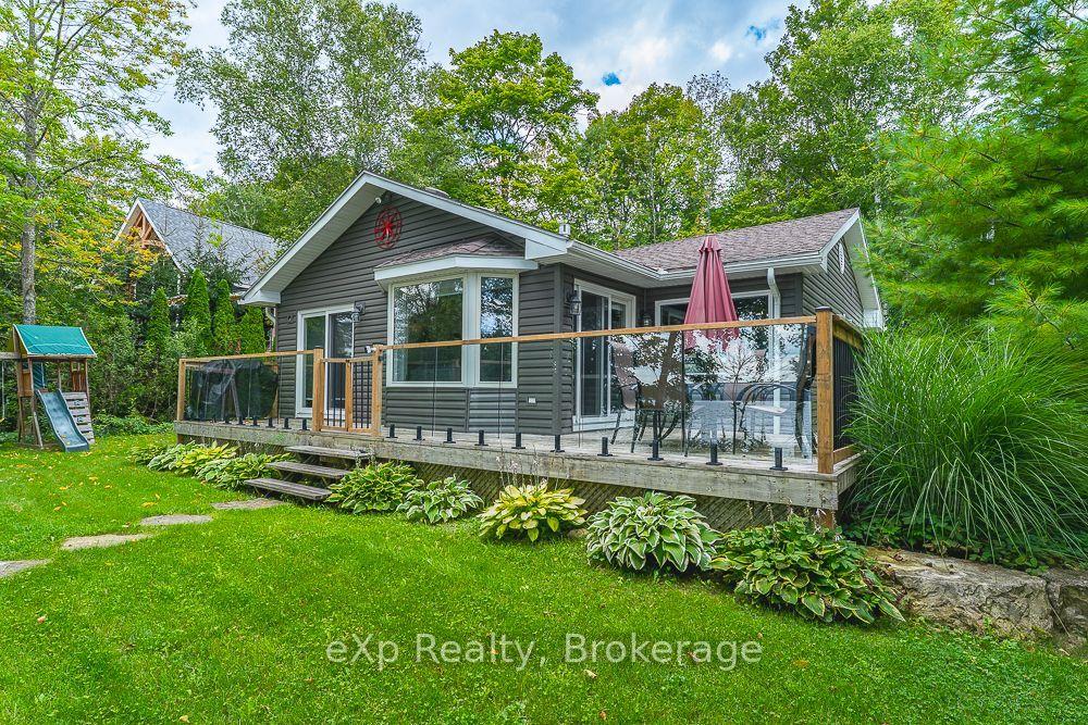 1 1st Avenue, South Bruce Peninsula — Detached for sale, photo 1