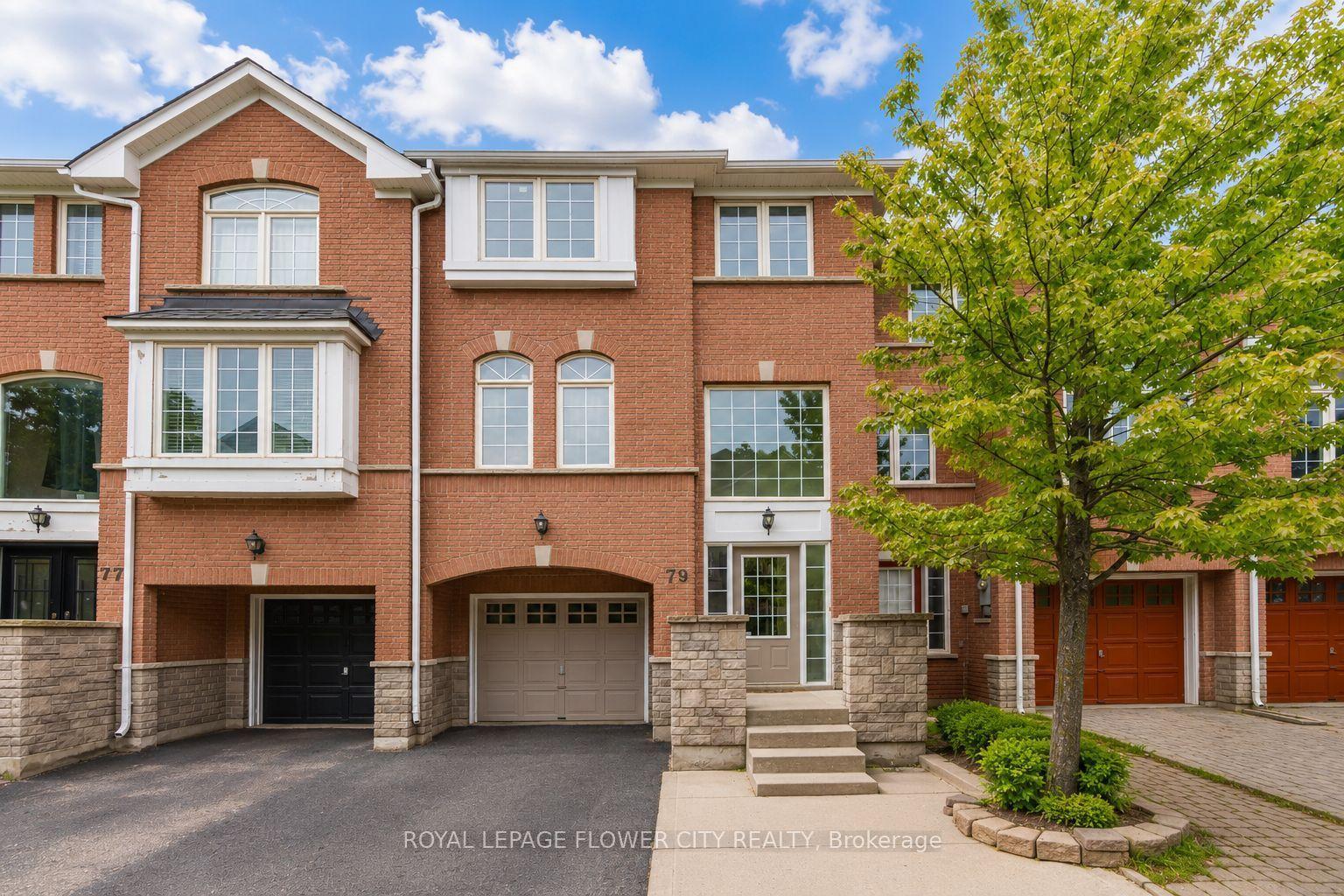 79 Bernard Avenue, Brampton — Townhouse for sale, photo 1