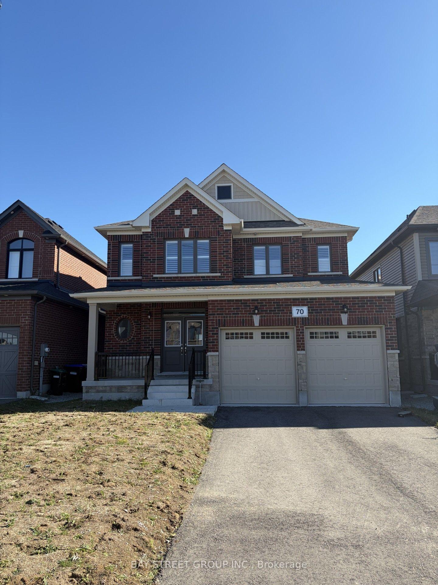 70 Wakefield Boulevard, Essa — Detached for lease, photo 1