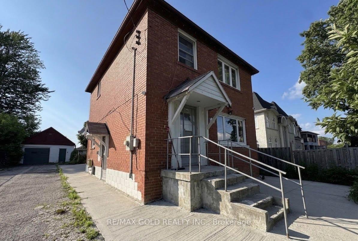 15 Scarboro Street, Mississauga — Detached for sale, photo 1