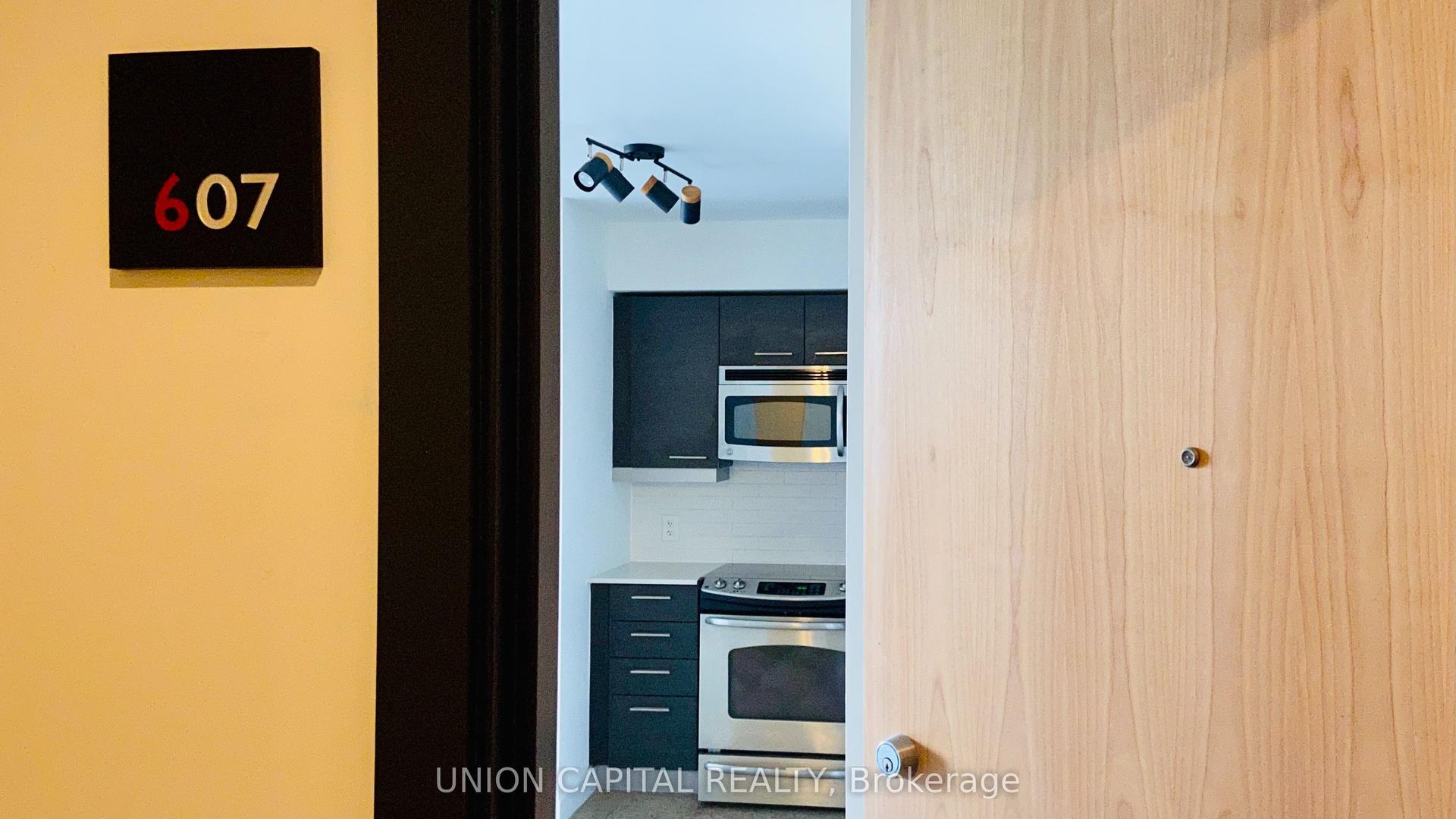 510 King Street E 607 #607 — photo 1