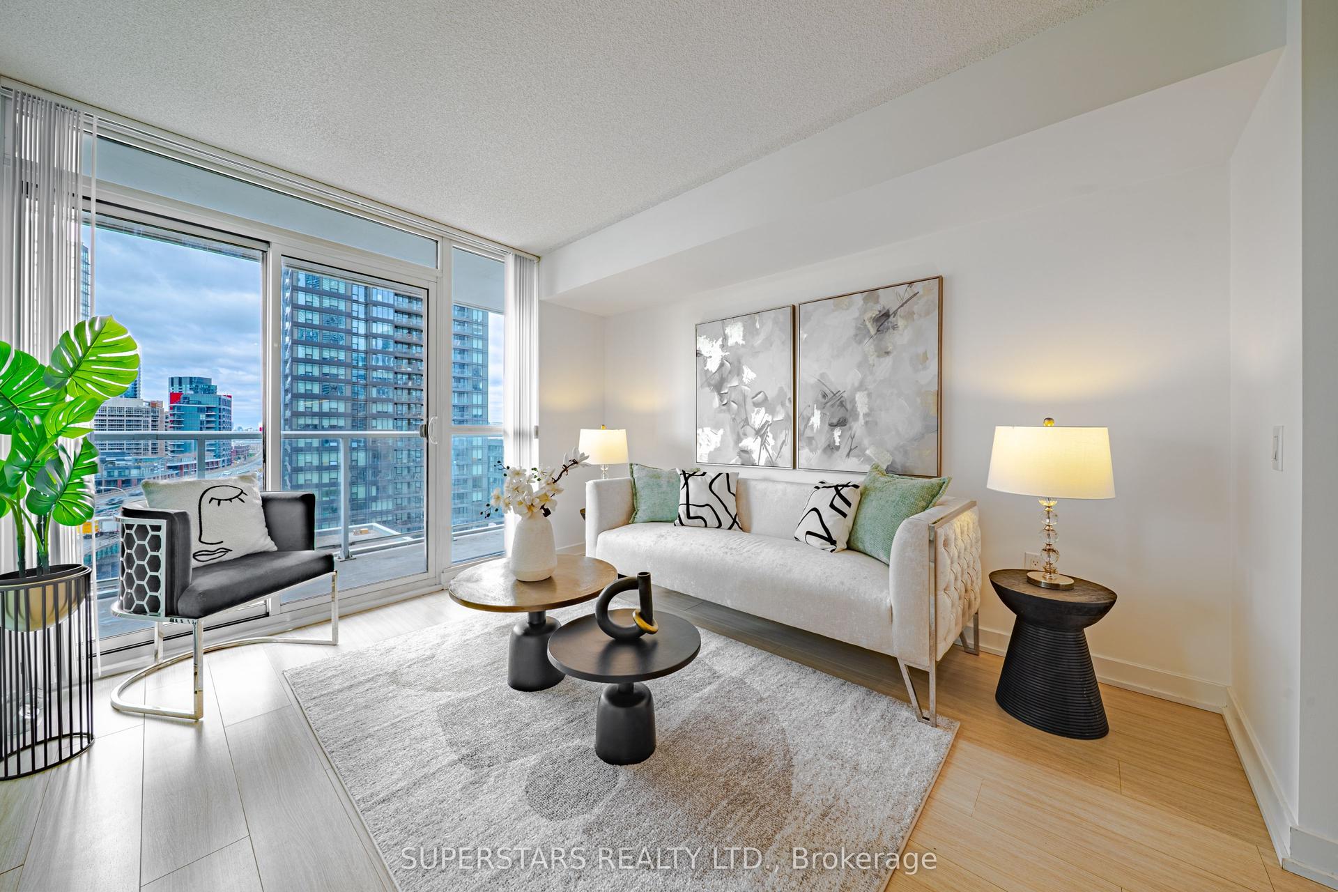 75 Queens Wharf Road 1211 #1211 — photo 1