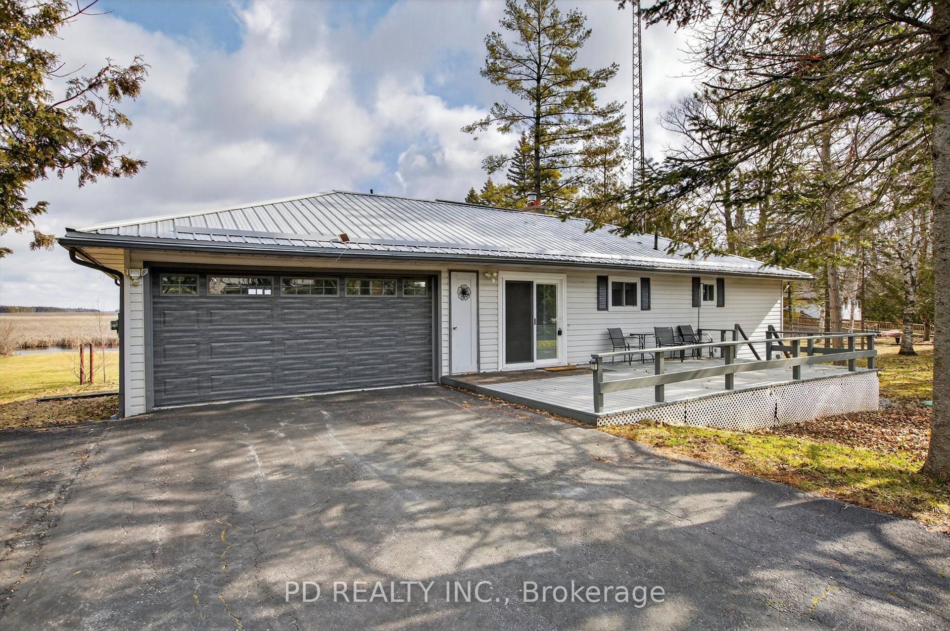 200 Charlore Park Drive — photo 1