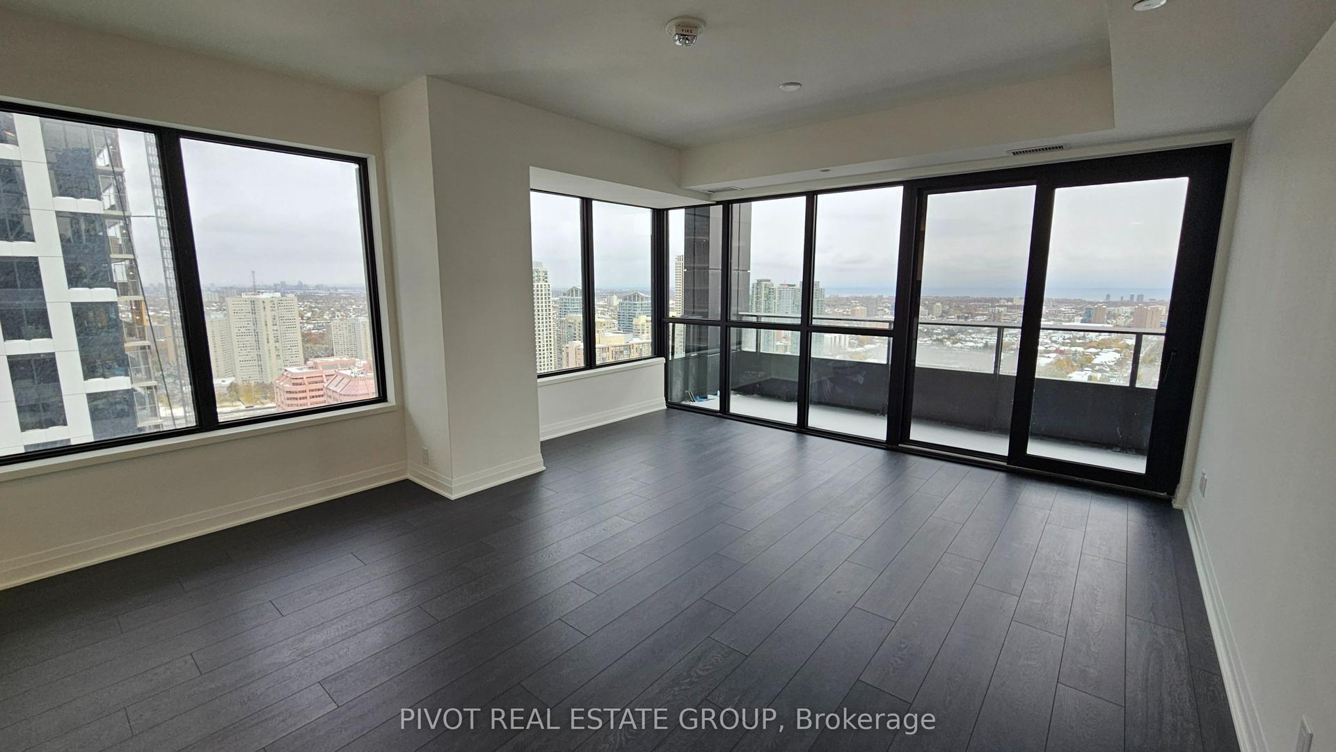 4015 The Exchange Street 2902 #2902, Mississauga — Condo for lease, photo 1