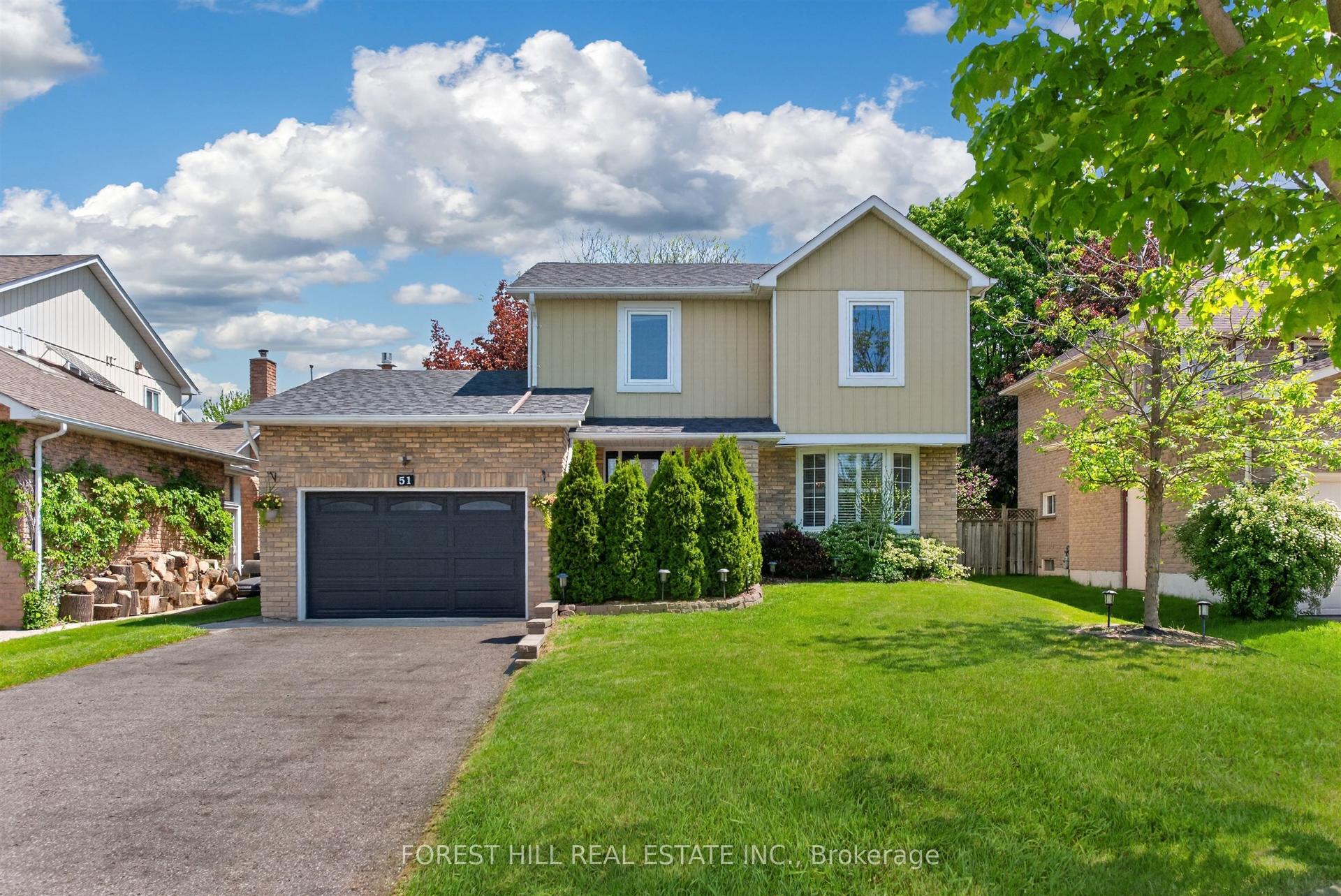 51 Winston Crescent — photo 1