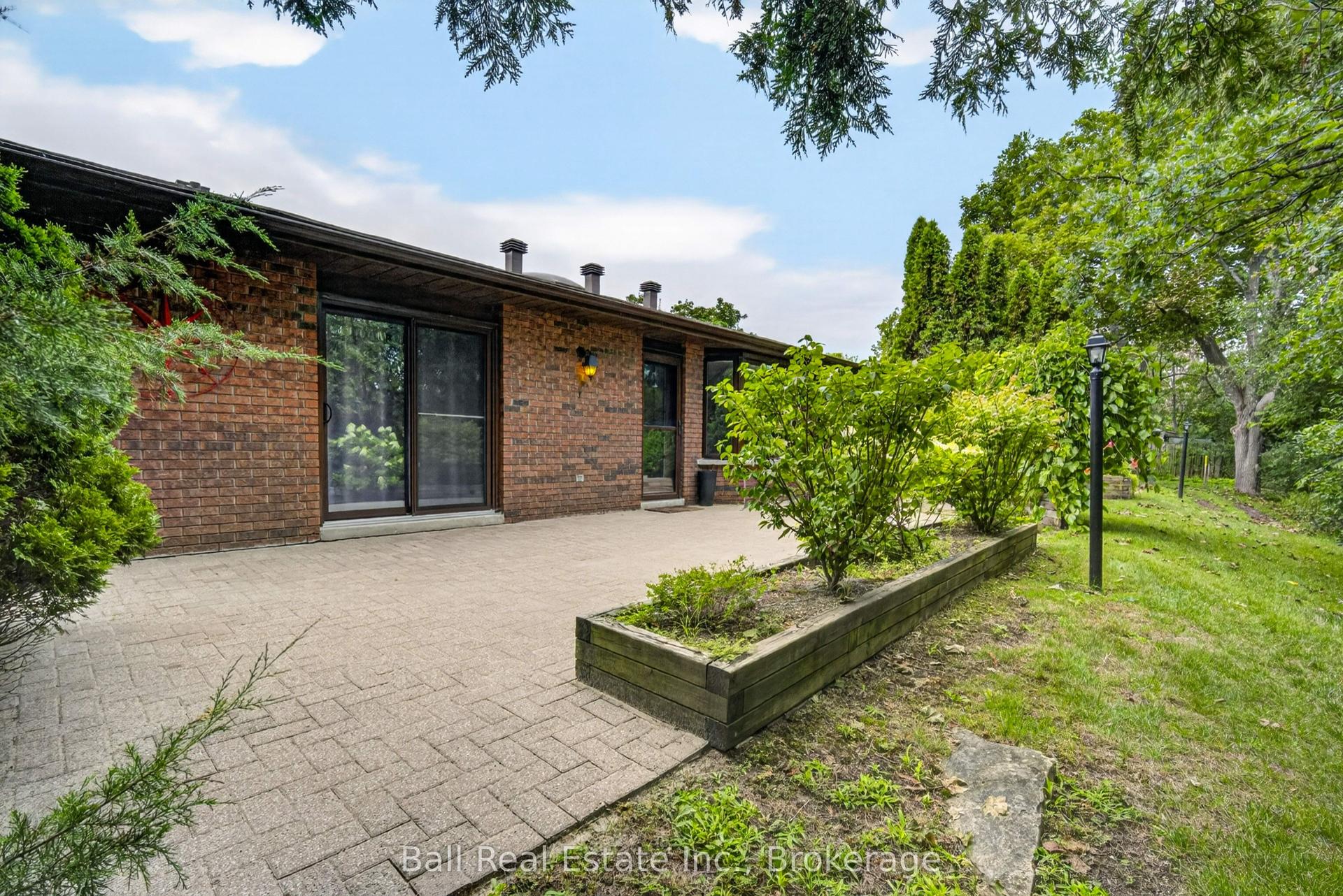 200 East Street S 502 #502, Kawartha Lakes — Condo for sale, photo 1