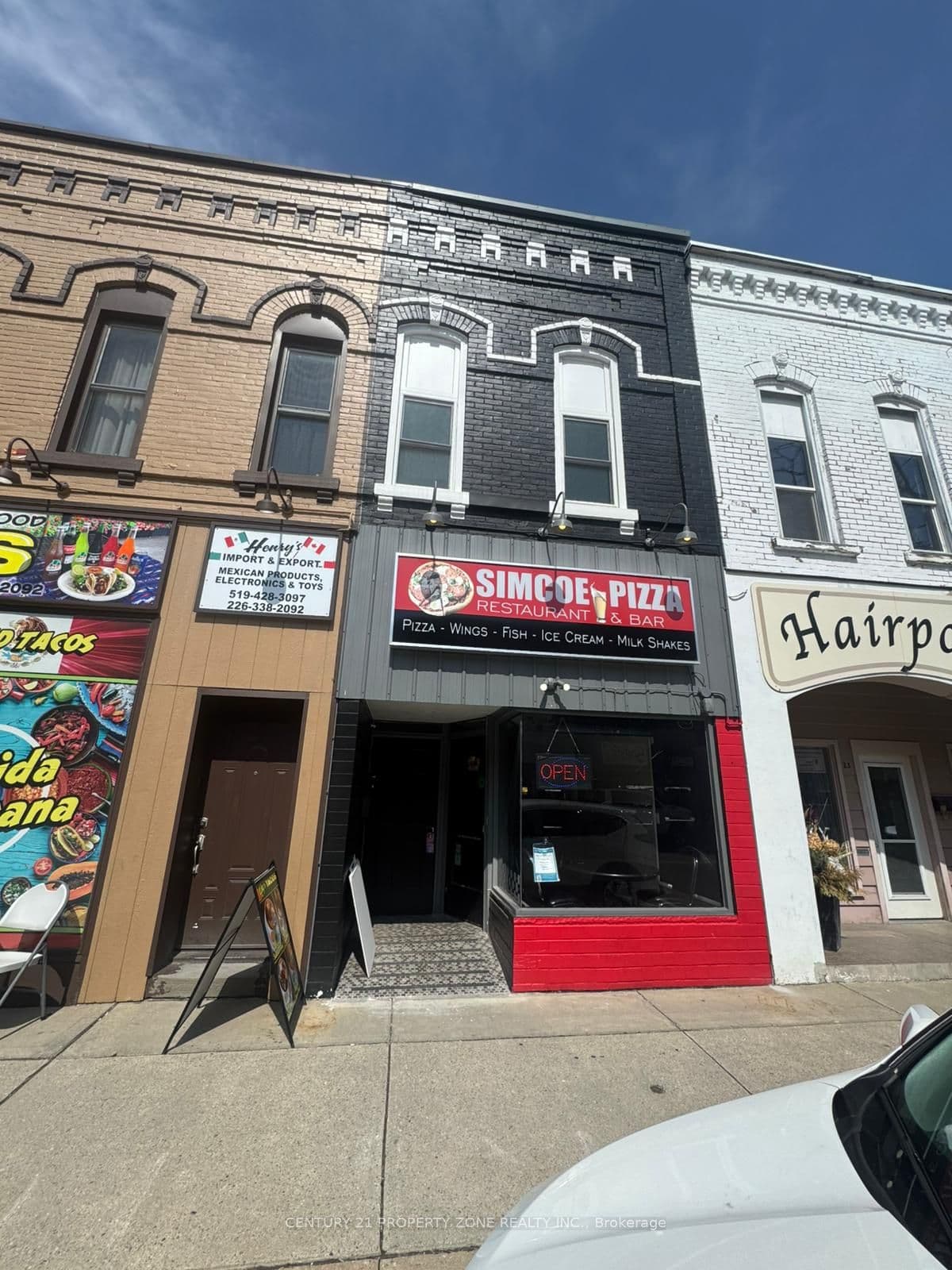 25 Robinson Street — photo 1