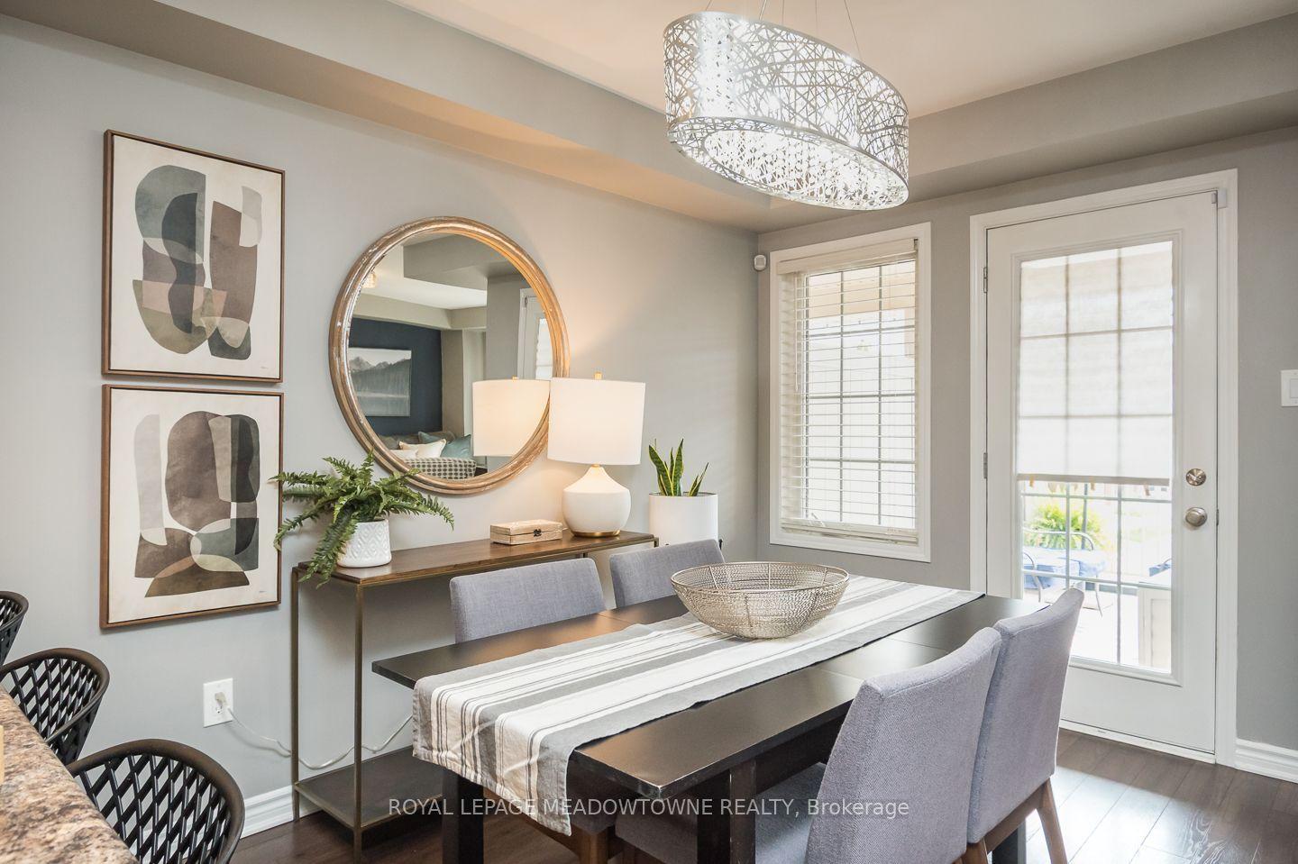 275 Eves Gate, Milton — Townhouse for sale, photo 1