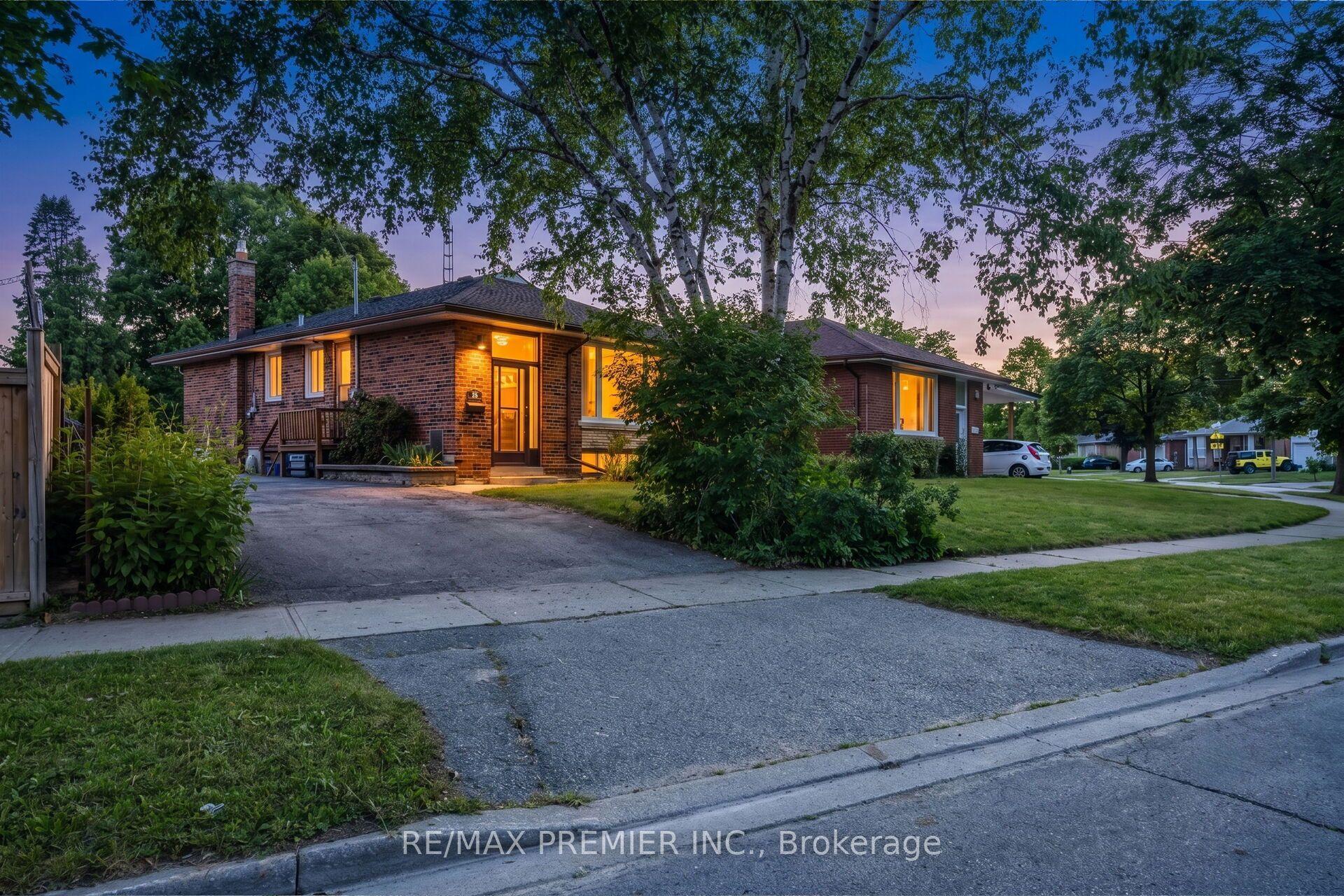 35 Barkwin Drive, Toronto — Detached for sale, photo 1