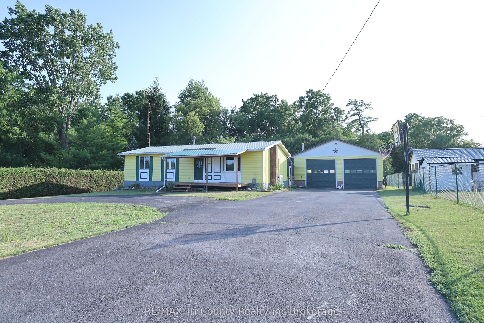 43 South Street, Norfolk — Detached for sale, photo 1