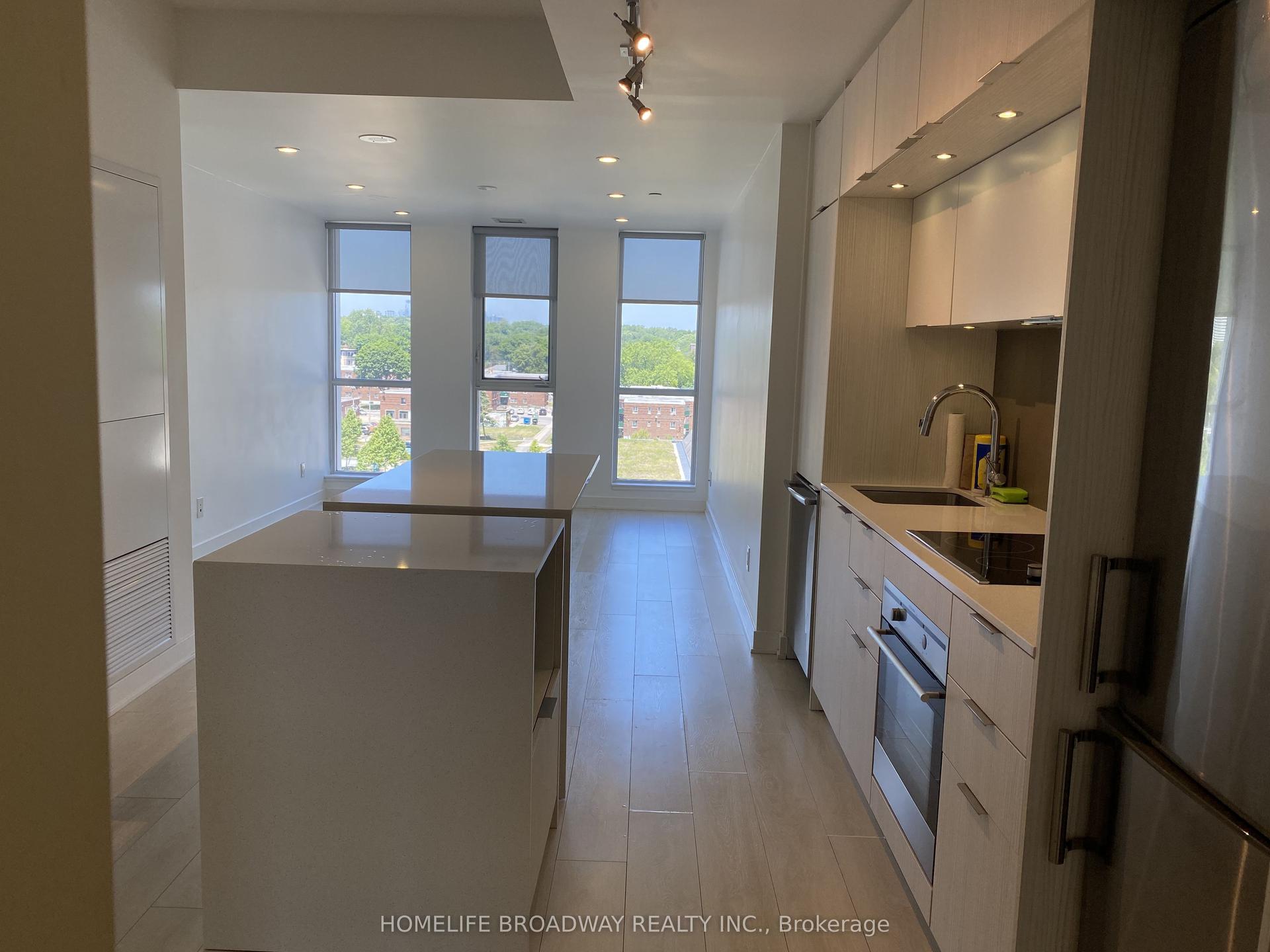 170 sumach Street 820 #820 — photo 1