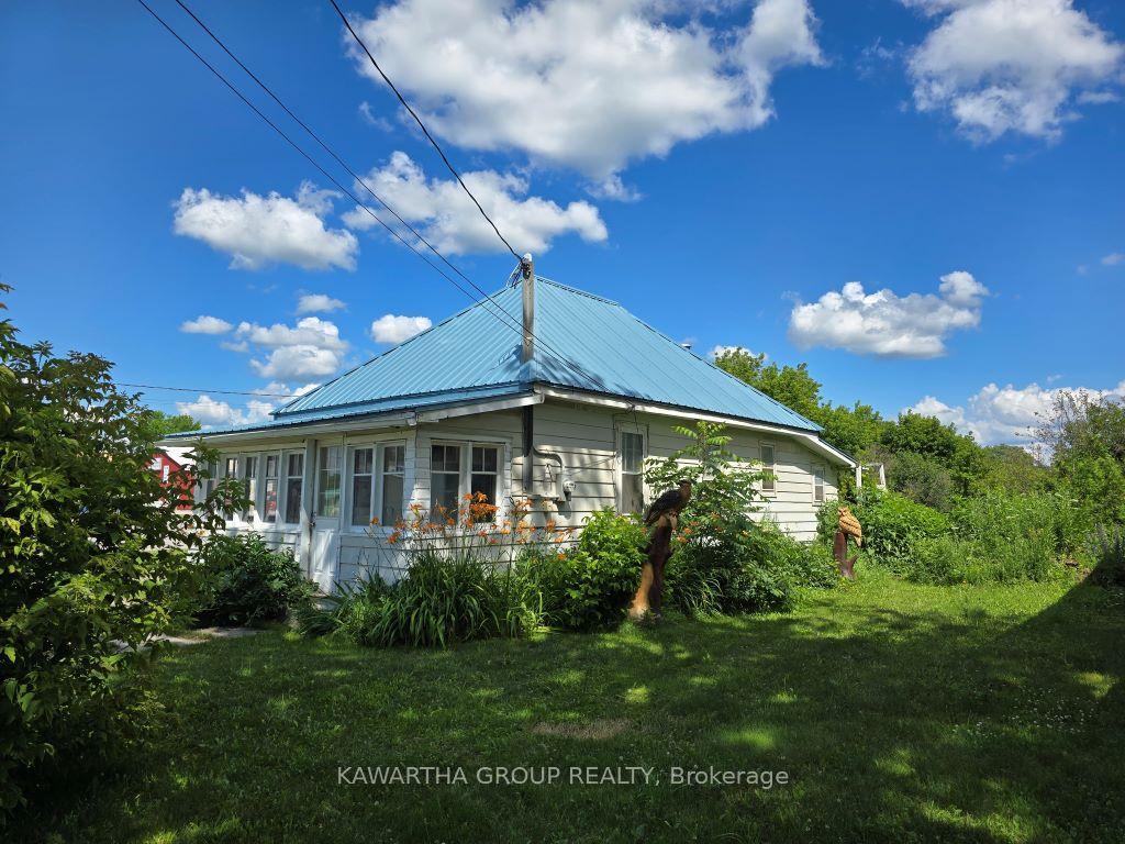 129 Lindsay Street, Kawartha Lakes — Detached for sale, photo 1