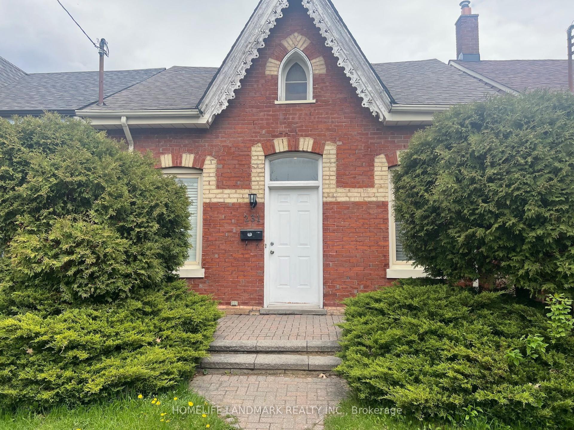 231 Clinton Street, Toronto — Detached for lease, photo 1