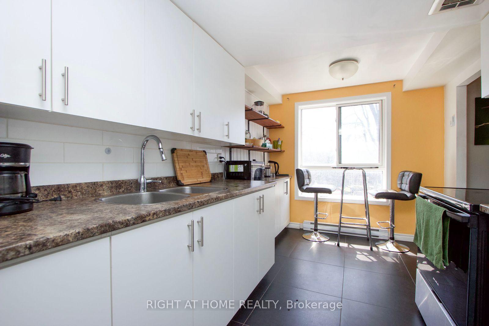 53 Taunton Road E 79 #79 — photo 1