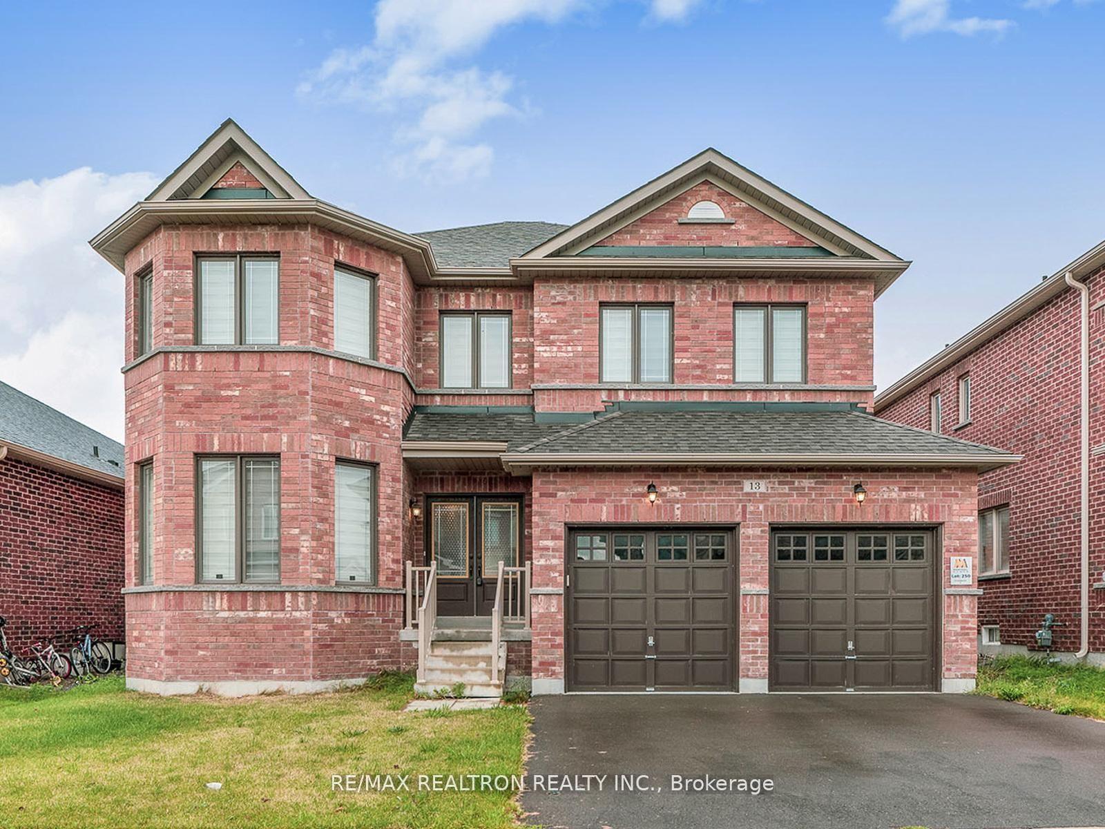 13 Stoddart Street, Brock — Detached for sale, photo 1