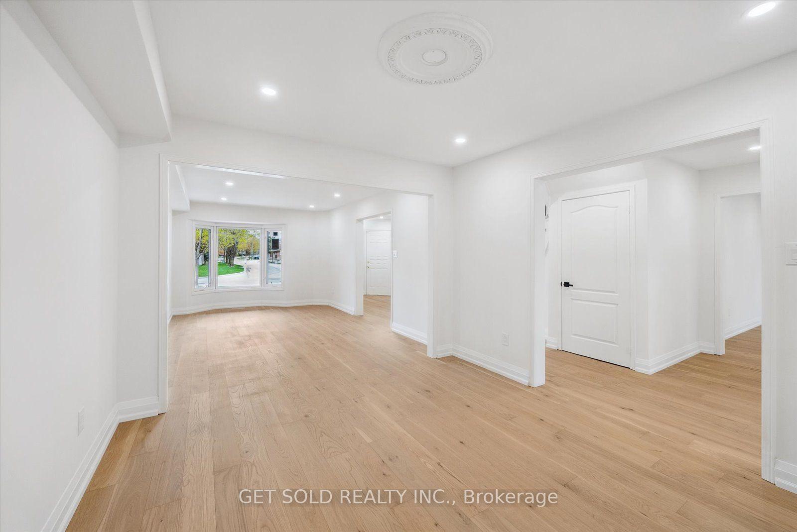 27 Edenbridge Drive — photo 8