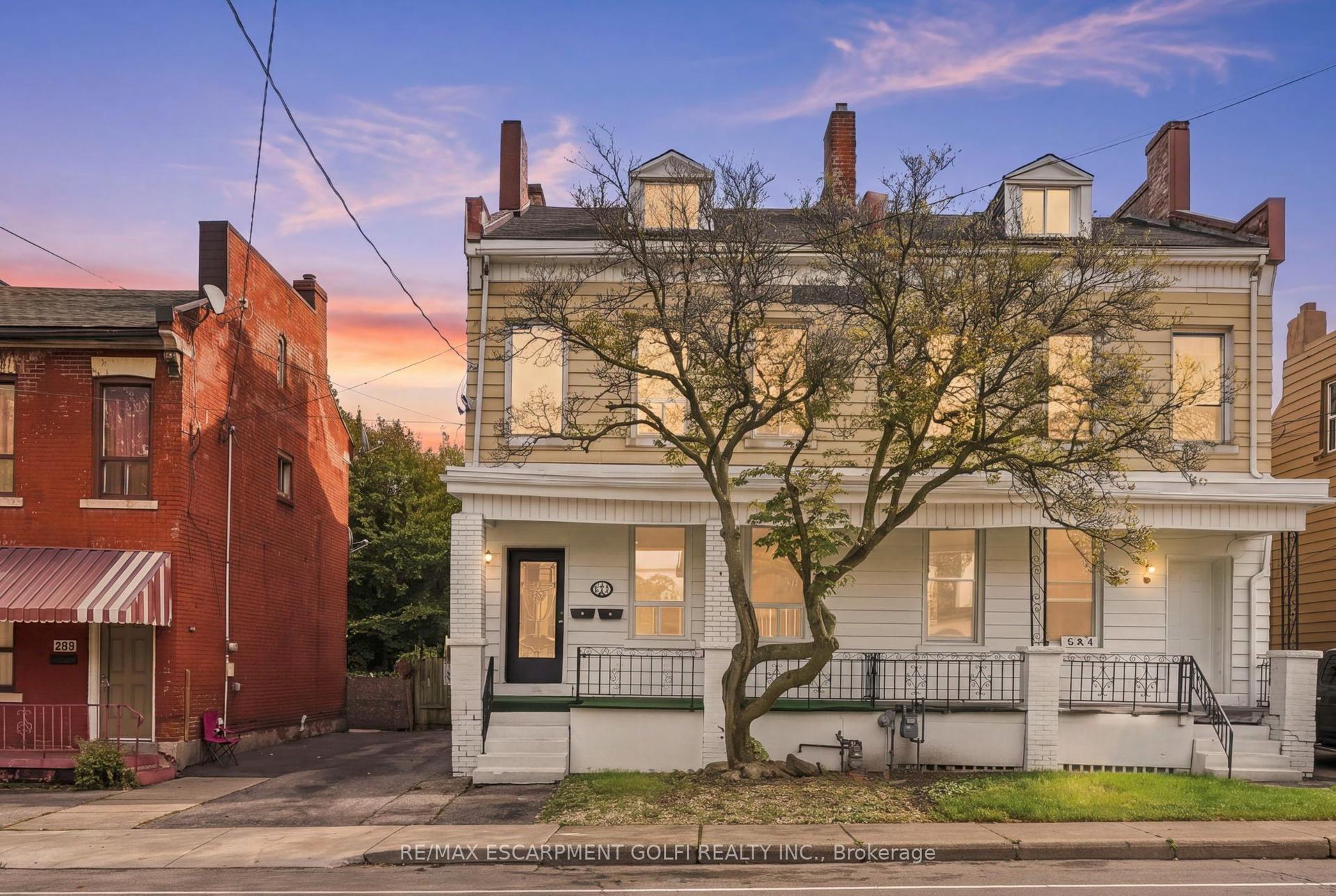 256 Bay Street N, Hamilton — Semi-Detached for lease, photo 1