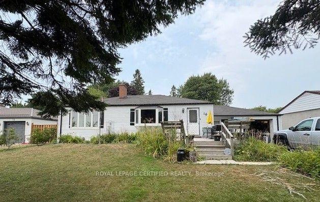 16 Almond Avenue — photo 1