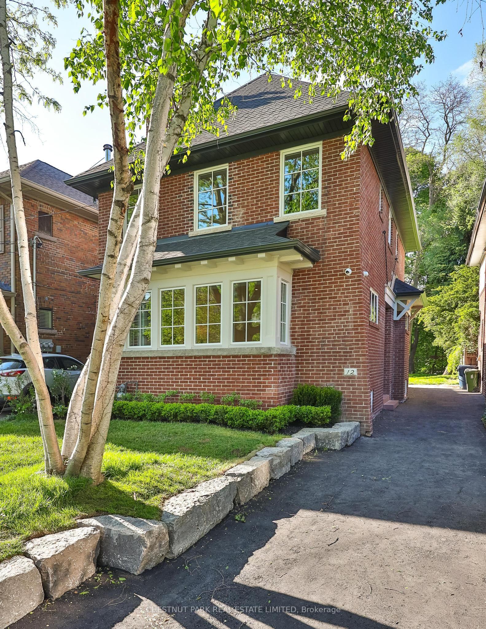 12 Glenview Avenue — photo 1